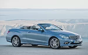   Mercedes-Benz E500 Cabriolet AMG Sports Package - 2010