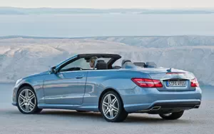   Mercedes-Benz E500 Cabriolet AMG Sports Package - 2010