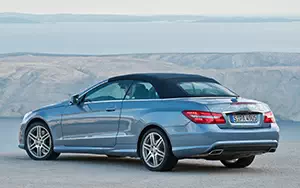   Mercedes-Benz E500 Cabriolet AMG Sports Package - 2010
