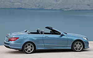   Mercedes-Benz E500 Cabriolet AMG Sports Package - 2010