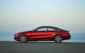   Mercedes-Benz E 220 d Coupe Avantgarde - 2017
