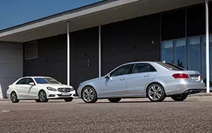   Mercedes-Benz E220 BlueTEC BlueEFFICIENCY Edition - 2013