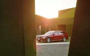   Mercedes-Benz E250 Estate AMG Sports Package - 2013