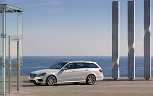   Mercedes-Benz E300 BlueTec HYBRID Estate AMG Sports Package - 2013