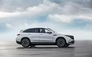   Mercedes-Benz EQC 400 4MATIC AMG Line - 2019