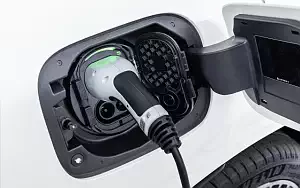   Mercedes-Benz EQC 400 4MATIC AMG Line - 2019