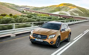   Mercedes-Benz GLA 220 d 4MATIC - 2017