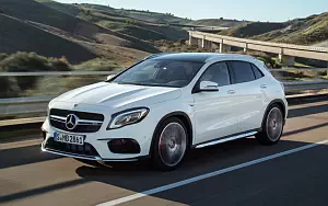   Mercedes-AMG GLA 45 4MATIC - 2017