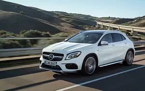   Mercedes-AMG GLA 45 4MATIC - 2017
