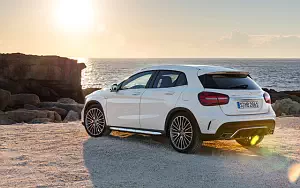   Mercedes-AMG GLA 45 4MATIC - 2017