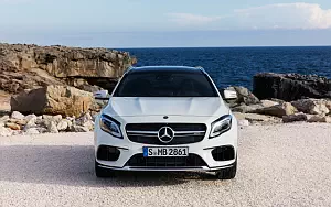   Mercedes-AMG GLA 45 4MATIC - 2017