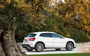   Mercedes-AMG GLA 45 4MATIC - 2017