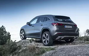   Mercedes-Benz GLA 220 d 4MATIC Progressive Line - 2020