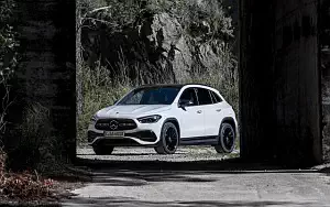   Mercedes-Benz GLA 250 4MATIC AMG Line - 2020