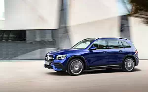   Mercedes-Benz GLB 250 AMG Line - 2019