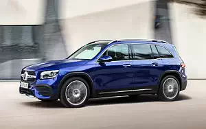   Mercedes-Benz GLB 250 AMG Line - 2019