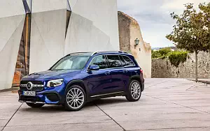   Mercedes-Benz GLB 250 AMG Line - 2019