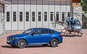   Mercedes-Benz GLC 250 4MATIC Coupe AMG Line - 2016