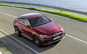  Mercedes-Benz GLC 300 4MATIC Coupe AMG Line - 2019