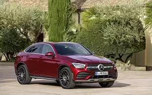   Mercedes-Benz GLC 300 4MATIC Coupe AMG Line - 2019