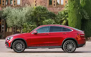   Mercedes-Benz GLC 300 4MATIC Coupe AMG Line - 2019