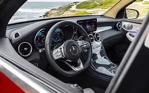   Mercedes-Benz GLC 300 4MATIC Coupe AMG Line - 2019