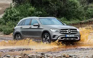   Mercedes-Benz GLC 300 4MATIC - 2019