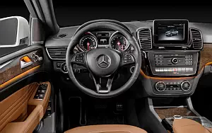   Mercedes-Benz GLE Coupe 4MATIC - 2015