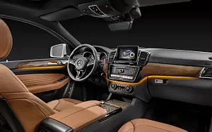   Mercedes-Benz GLE Coupe 4MATIC - 2015