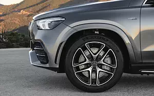   Mercedes-AMG GLE 53 4MATIC+ - 2009
