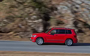   Mercedes-Benz GLK350 4MATIC - 2012