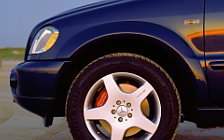   Mercedes-Benz ML55 AMG - 2000