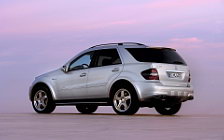   Mercedes-Benz ML63 AMG - 2006