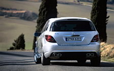   Mercedes-Benz R63 AMG - 2006