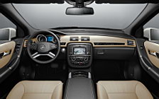   Mercedes-Benz R-class - 2010