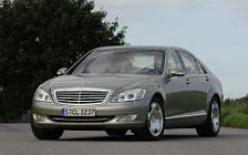   Mercedes-Benz S600 - 2005