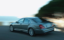   Mercedes-Benz S-class AMG Sports Package - 2009