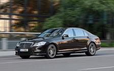   Mercedes-Benz S63 AMG - 2010
