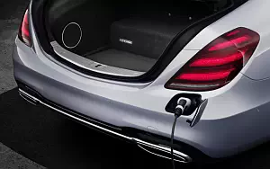   Mercedes-Benz S 560 e AMG Line - 2017