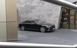   Mercedes-Benz S 500 4MATIC AMG Line (Onyx Black) - 2020