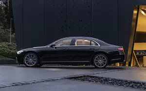   Mercedes-Benz S 500 4MATIC AMG Line (Onyx Black) - 2020