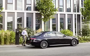   Mercedes-Benz S 580 e AMG Line - 2020