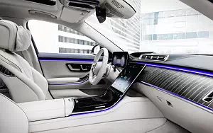   Mercedes-Benz S 580 e AMG Line - 2020
