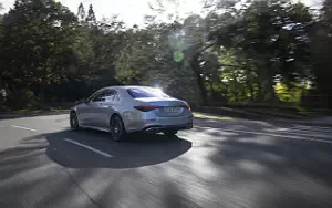   Mercedes-Benz S-class AMG Line (High Tech Silver) - 2020