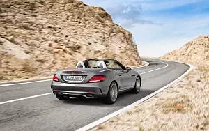   Mercedes-Benz SLC 300 AMG Line - 2016