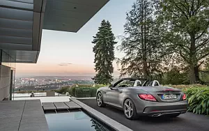   Mercedes-Benz SLC 300 AMG Line - 2016