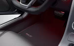   Mercedes-AMG SLC 43 RedArt Edition - 2017