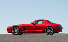   Mercedes-Benz SLS AMG - 2010