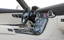   Mercedes-Benz SLS AMG Roadster - 2011