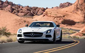   Mercedes-Benz SLS AMG Coupe Black Series - 2012